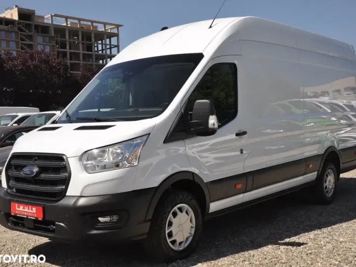 Ford Transit 350 2.0 EcoBlue 130 CP L4 RWD Base