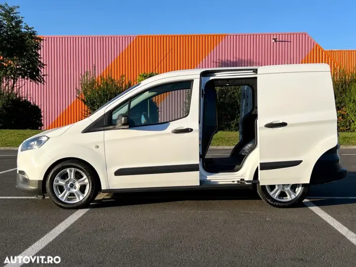 Ford Courier