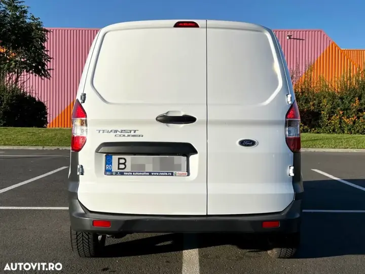 Ford Courier