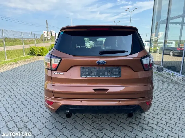 Ford Kuga 2.0 TDCi 4WD Powershift ST-Line