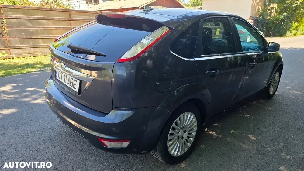 Ford Focus MK2 — imagine 3