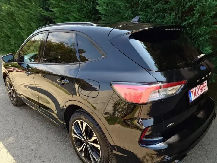 Ford Kuga III 2.0 EcoBlue Aut. 4x4 ST-LINE