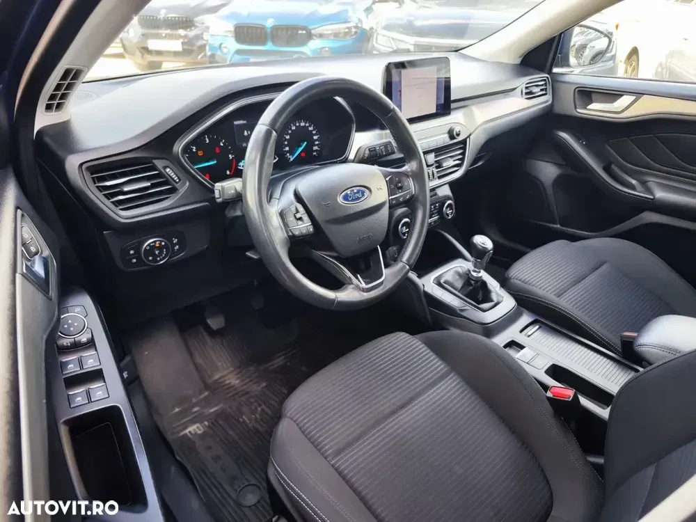 Ford Focus 2.0 EcoBlue Titanium — imagine 6