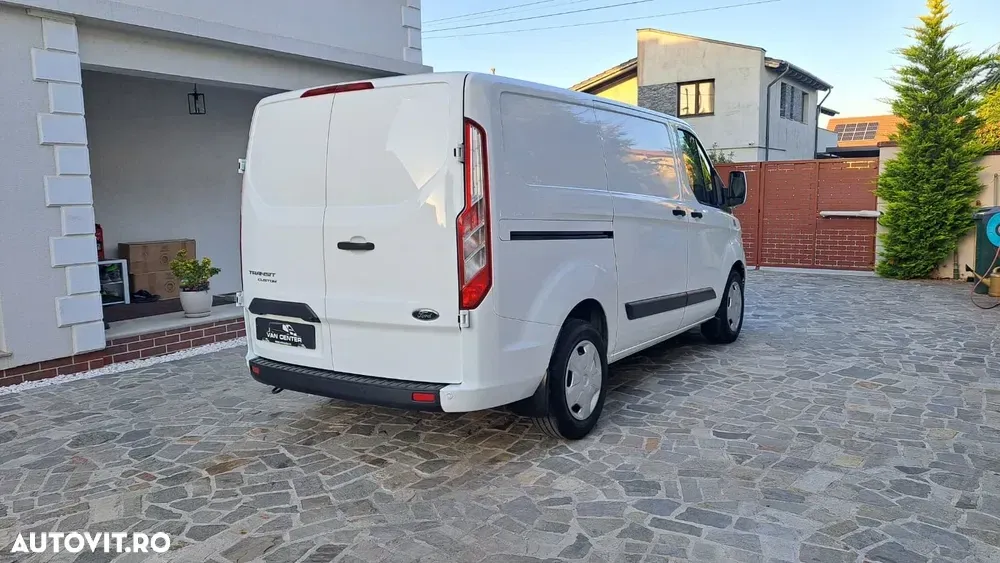 Ford Transit Custom — imagine 4