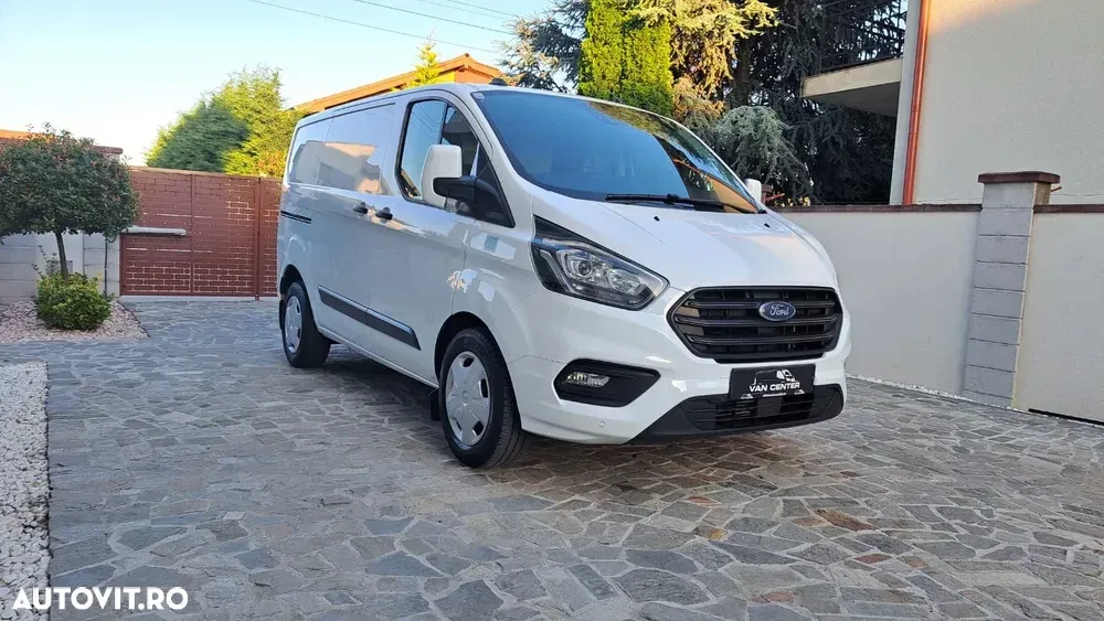 Ford Transit Custom — imagine 3