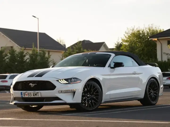 Ford Mustang VI
