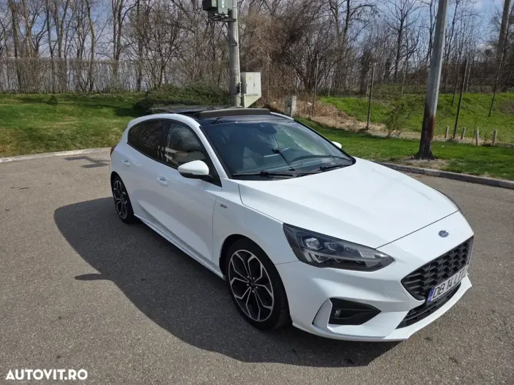 Ford Focus 1.0 EcoBoost Start-Stopp-System ST-LINE STYLE