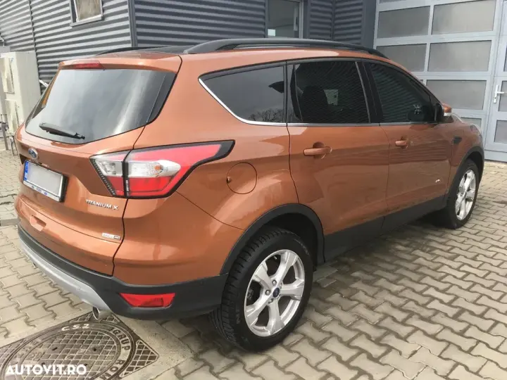 Ford Kuga II 2.0 TDCi Powershift 4WD Titanium