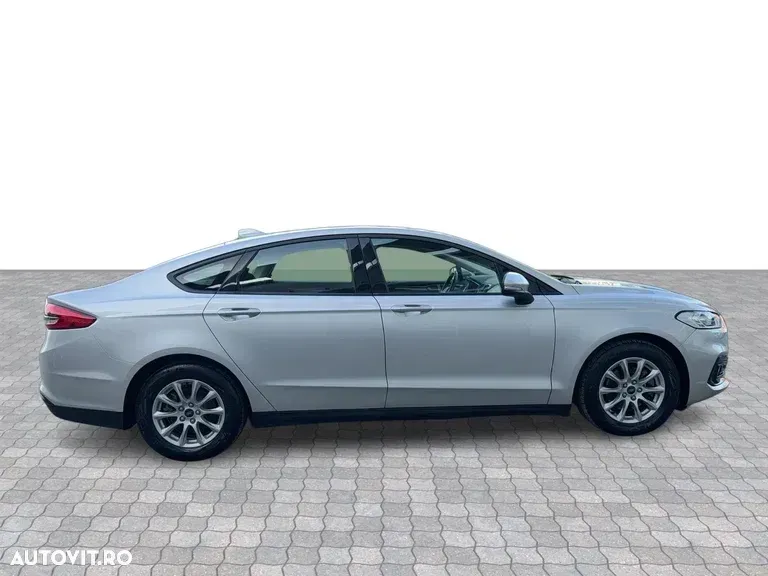 Ford Mondeo IV 2.0 HEV Trend — imagine 5