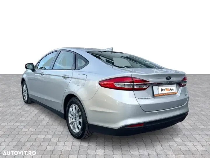 Ford Mondeo IV 2.0 HEV Trend