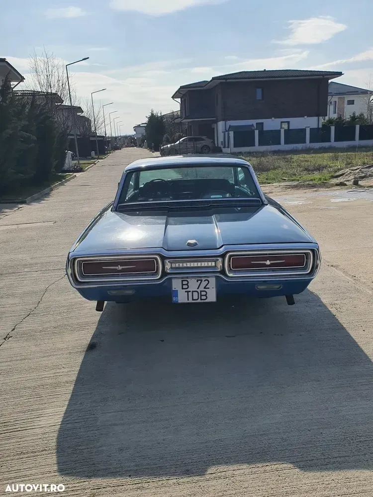 Ford Thunderbird — imagine 5