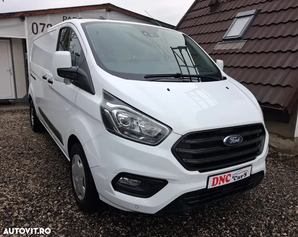 Ford Transit Custom — imagine 3