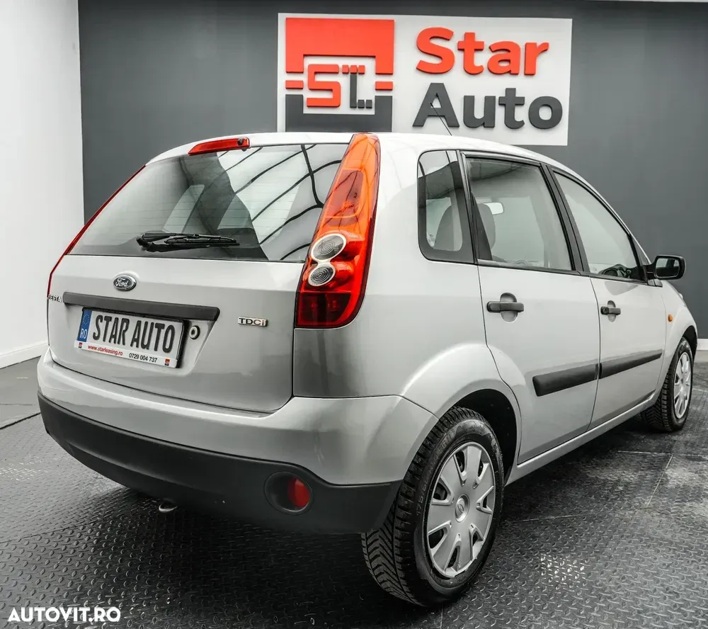 Ford Fiesta VI 1.4 TDCI Titanium — imagine 6