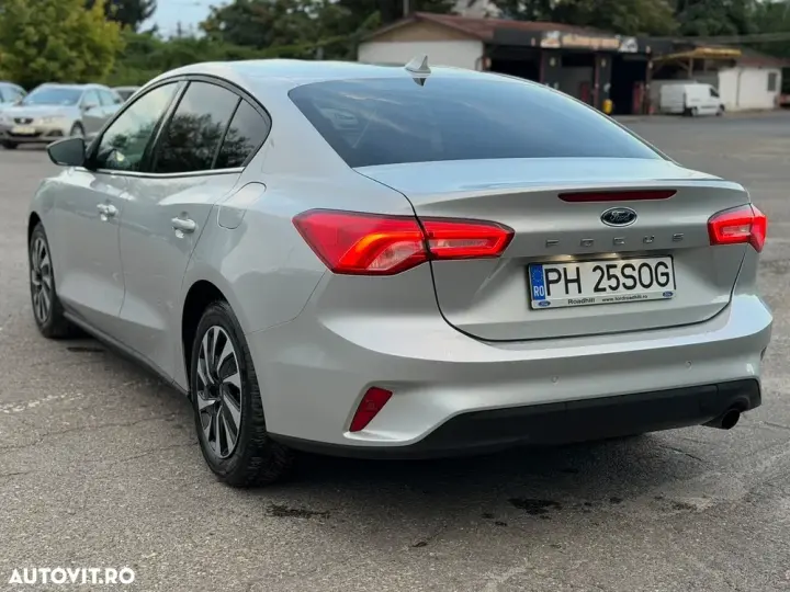 Ford Focus MK4 1.0 EcoBoost Titanium