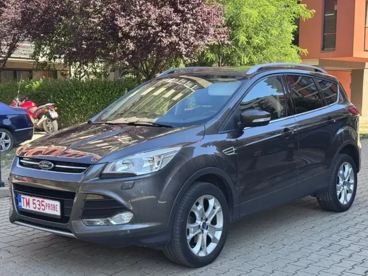 Ford Kuga II 1.5 EcoBoost 2x4 Titanium