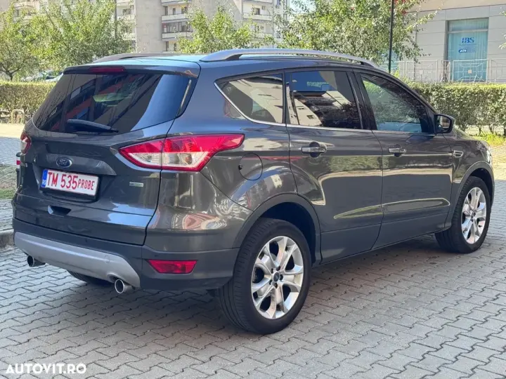 Ford Kuga II 1.5 EcoBoost 2x4 Titanium