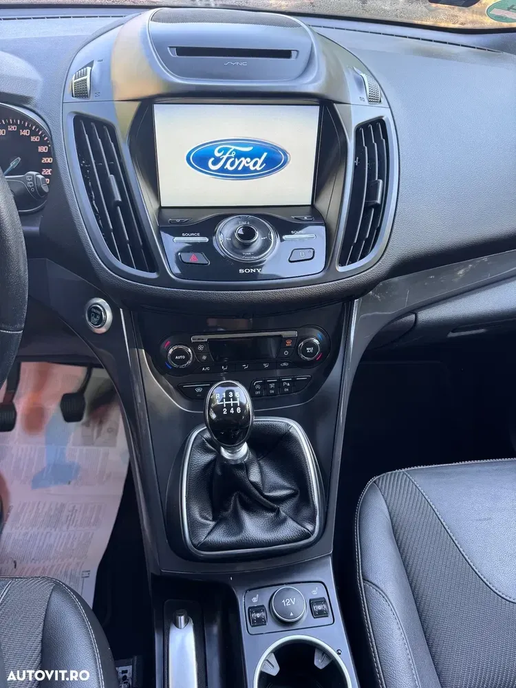 Ford Kuga II 1.5 EcoBoost 2x4 Titanium — imagine 5