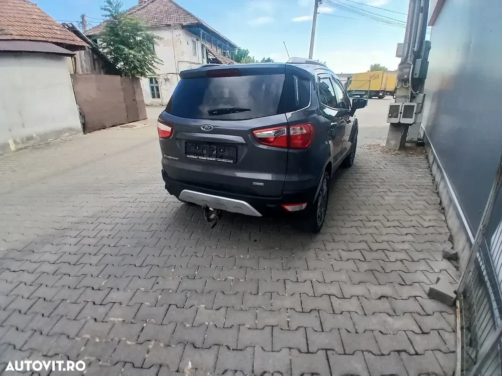 Ford EcoSport — imagine 5