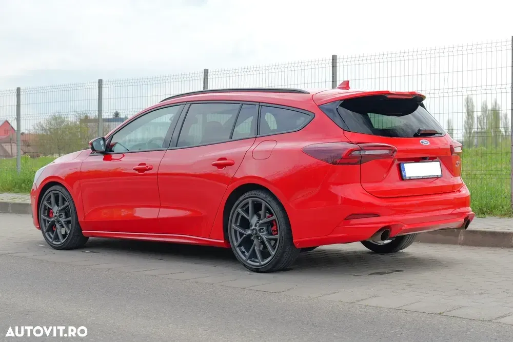 Ford Focus MK4 — imagine 5