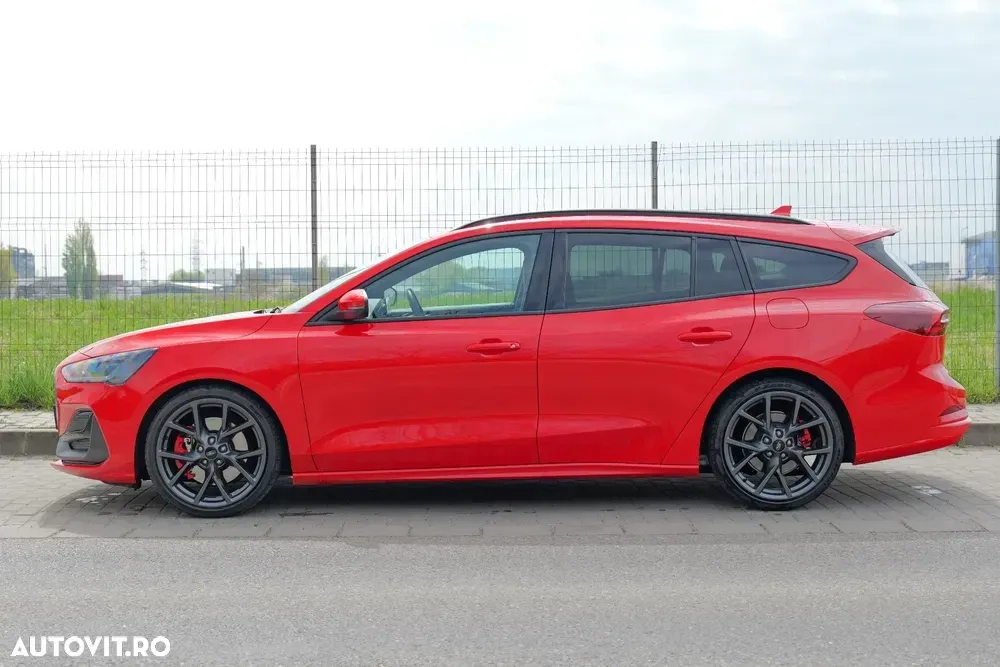 Ford Focus MK4 — imagine 3