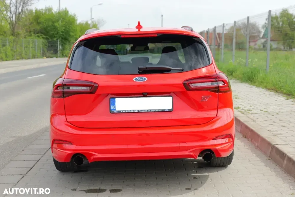 Ford Focus MK4 — imagine 6