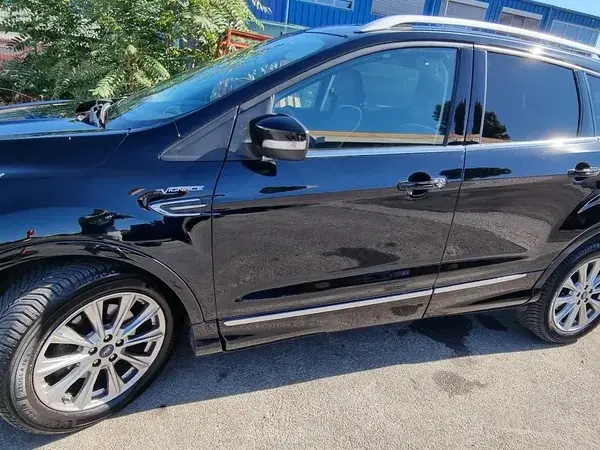 Ford Kuga II 2.0 TDCi 4WD Powershift Vignale