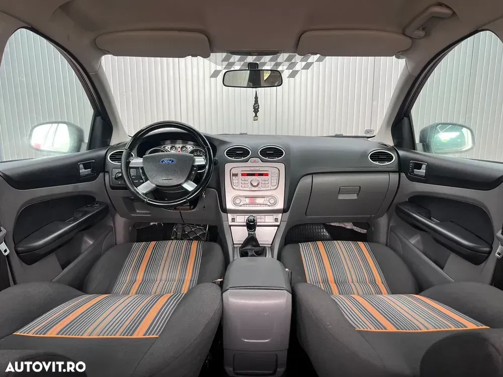 Ford Focus MK2 — imagine 4