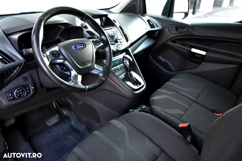 Ford Transit Connect — imagine 4