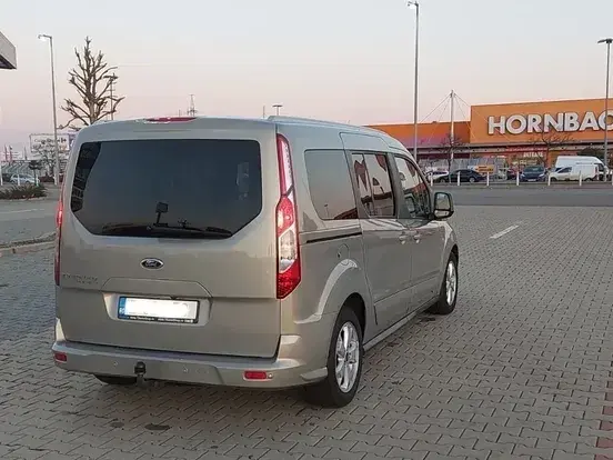 Ford Tourneo