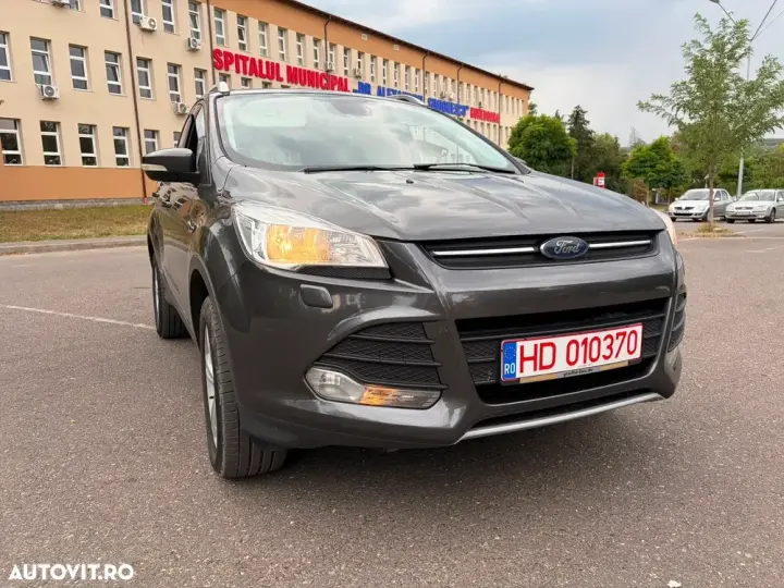 Ford Kuga 2.0 TDCi 4WD Powershift Titanium