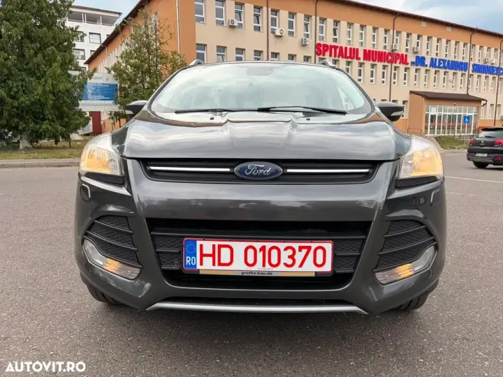 Ford Kuga 2.0 TDCi 4WD Powershift Titanium