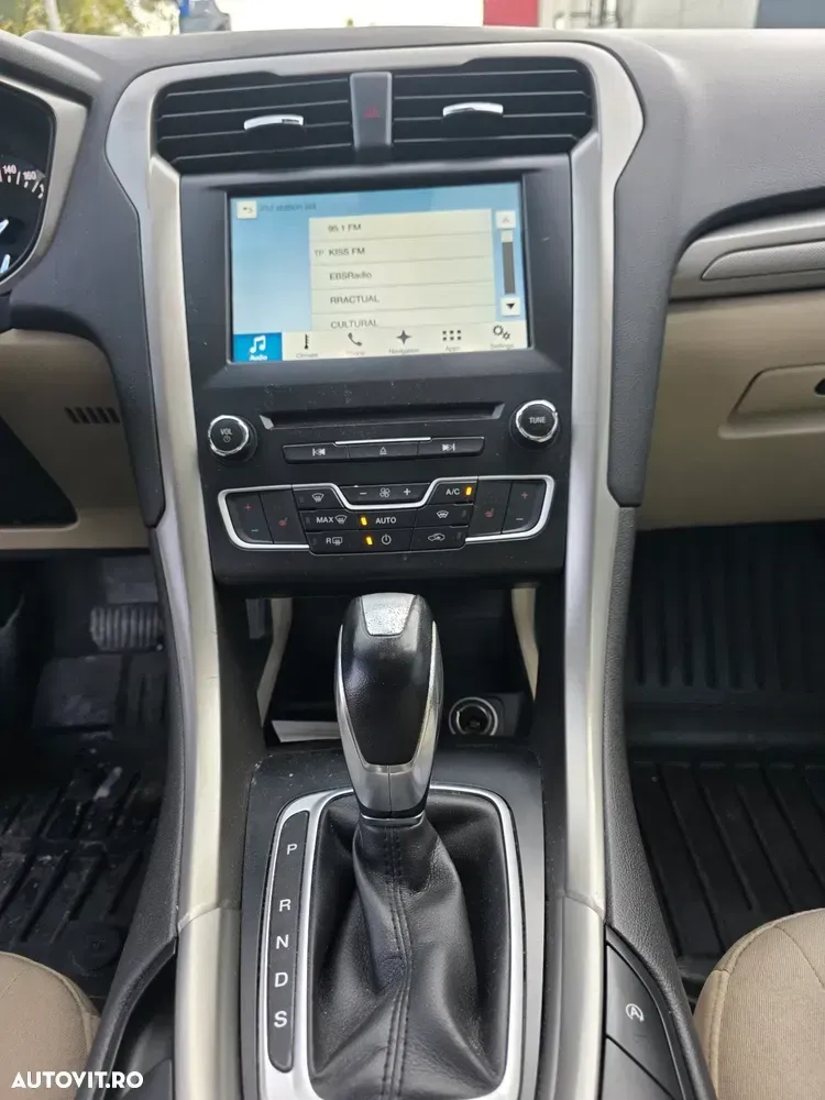 Ford Mondeo IV 2.0 TDCi Powershift Business — imagine 5