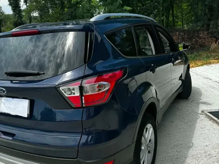 Ford Kuga 2.0 TDCi 4WD Powershift Titanium