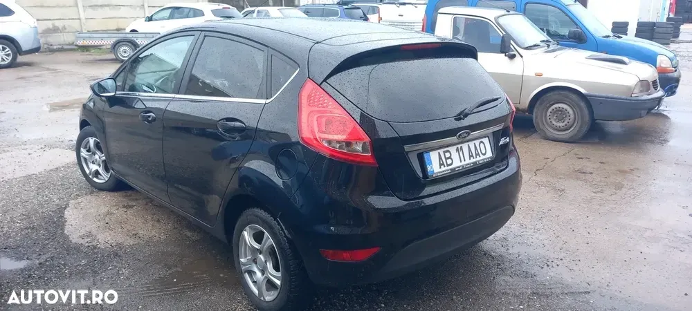 Ford Fiesta VII 1.25i Ambiente — imagine 6