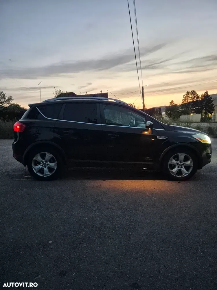 Ford Kuga I 2.0L TDCi DPF Titanium — imagine 6