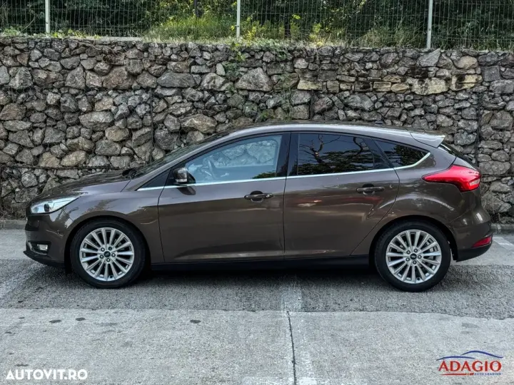 Ford Focus MK4 1.0 EcoBoost Titanium Business