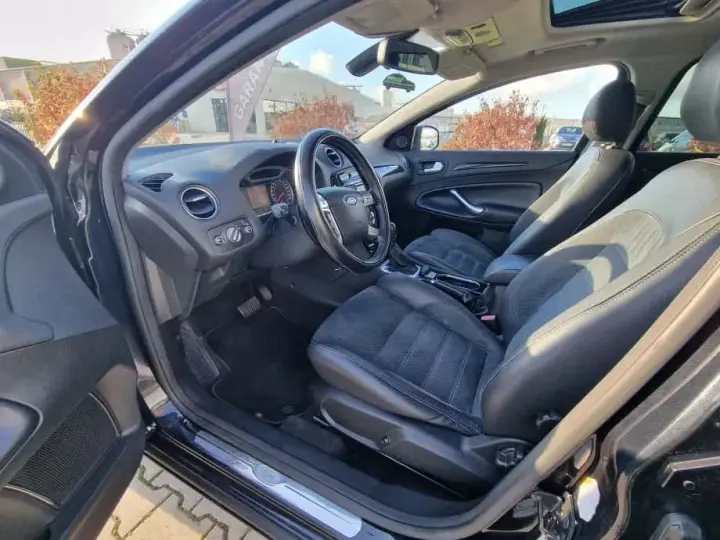 Ford Mondeo III 2.0 STCi Titanium