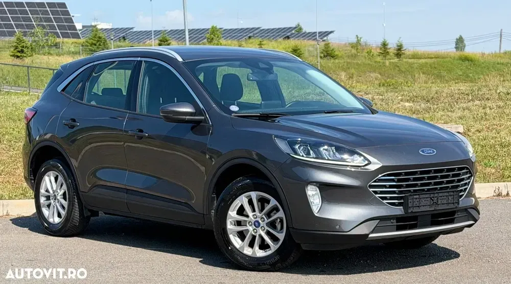Ford Kuga III 2.5 Duratec FHEV TITANIUM — imagine 2