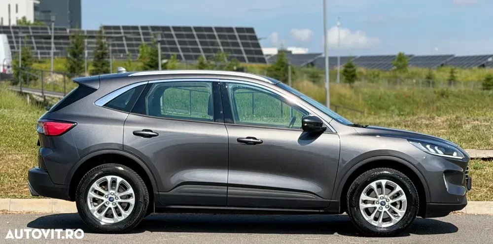 Ford Kuga III 2.5 Duratec FHEV TITANIUM — imagine 4