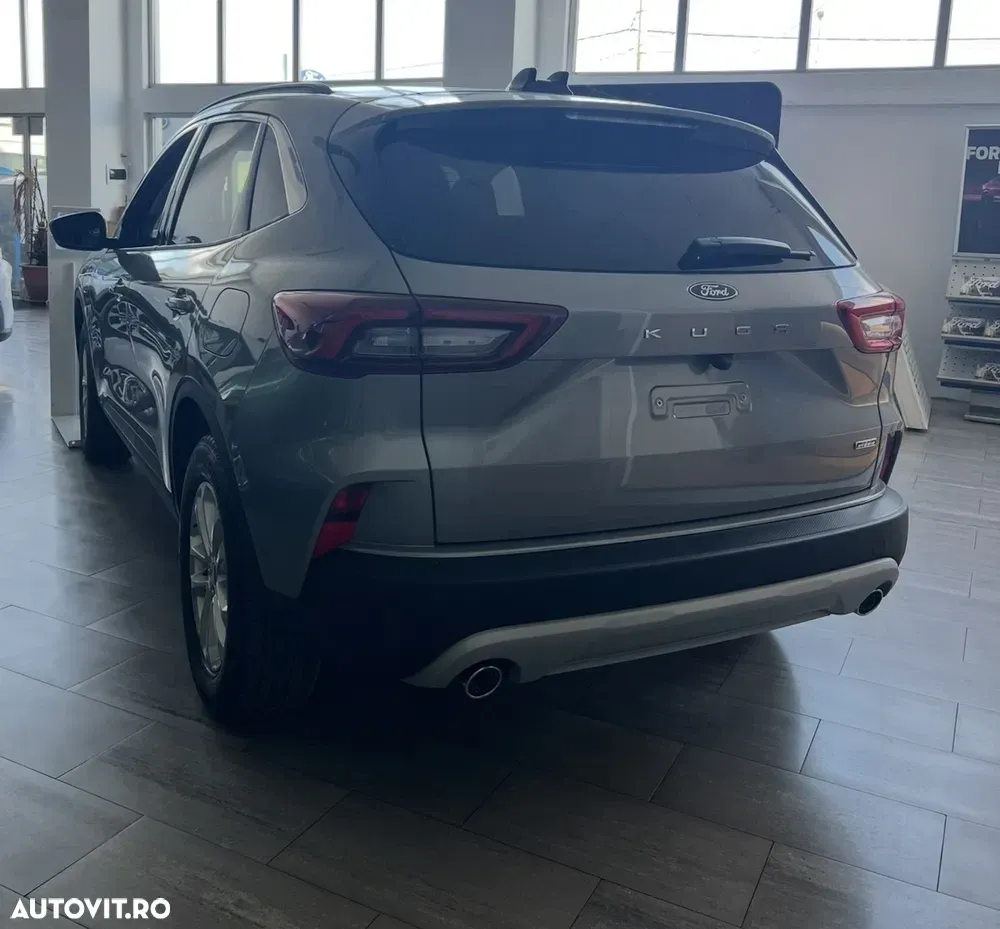 Ford Kuga 2.5 Duratec PHEV Titanium — imagine 4