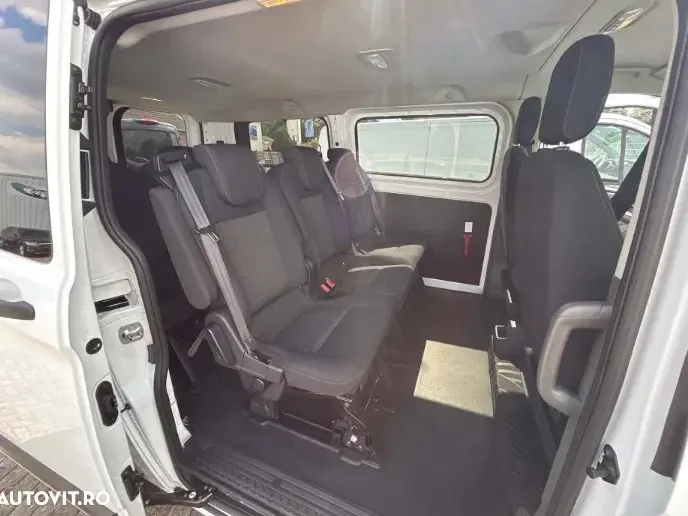 Ford Transit Custom Kombi 340 2.0 EcoBlue 130 CP L2H1 Trend