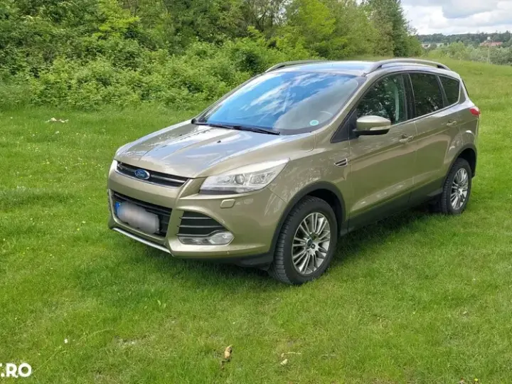 Ford Kuga II 2.0 TDCi Powershift 4WD Titanium