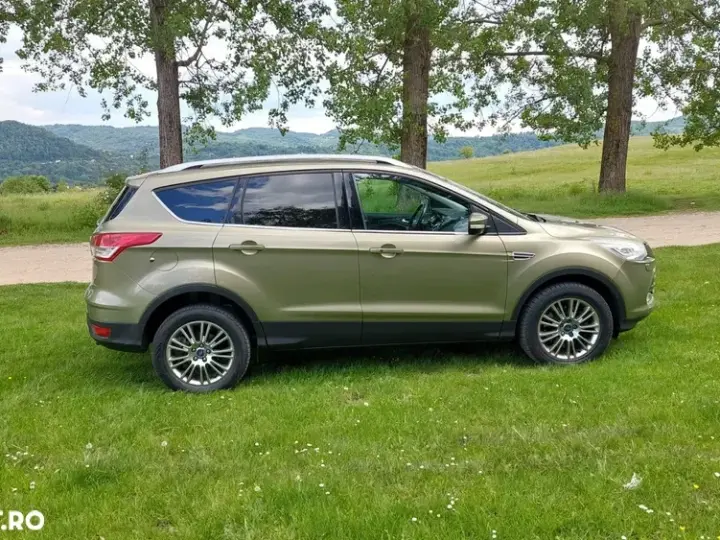 Ford Kuga II 2.0 TDCi Powershift 4WD Titanium