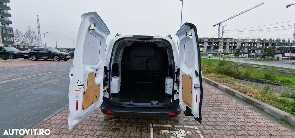 Ford Transit — imagine 5