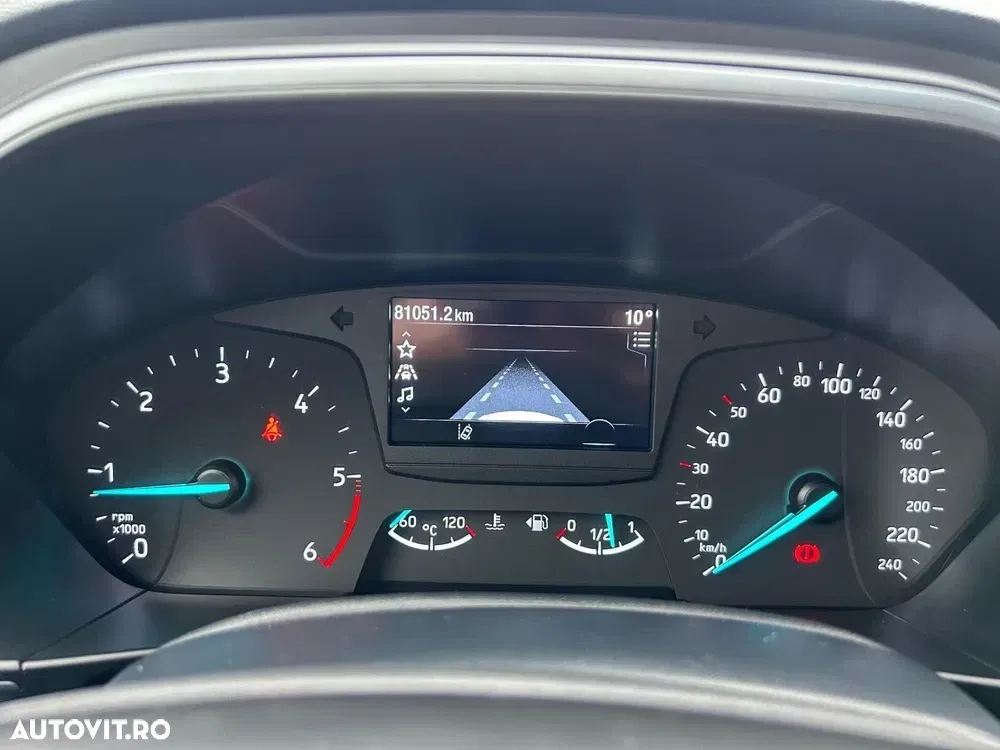 Ford Focus MK4 1.5 EcoBlue Trend Edition — imagine 6