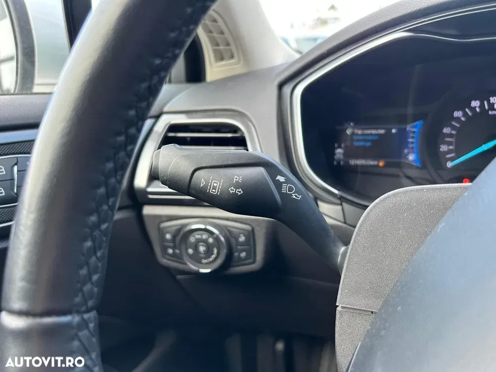 Ford Mondeo IV 2.0 HEV Titanium — imagine 5