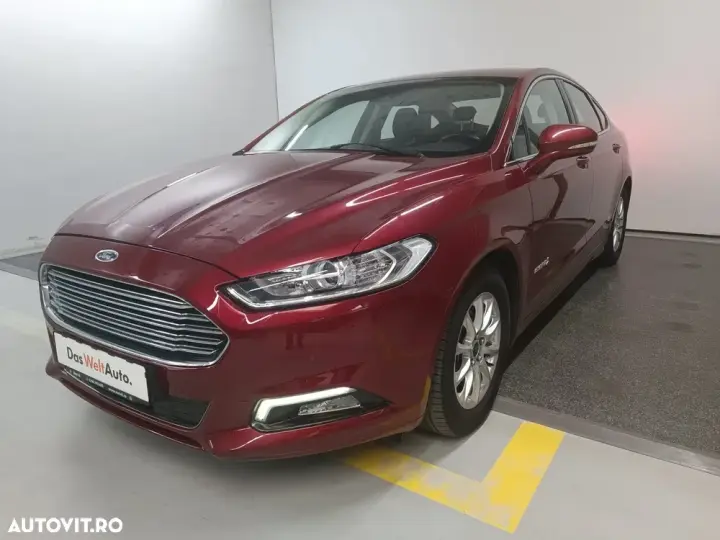 Ford Mondeo 2.0 Hybrid