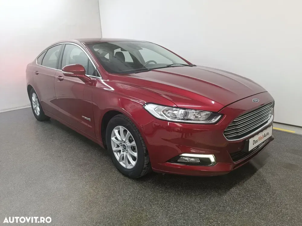 Ford Mondeo 2.0 Hybrid — imagine 5