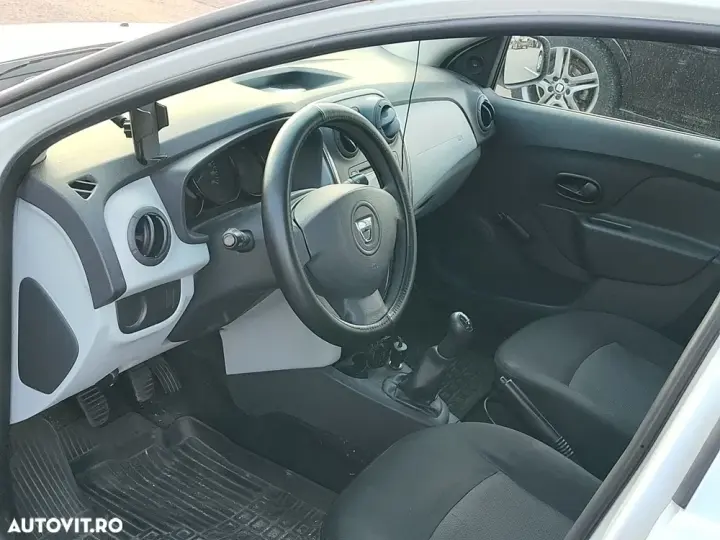 Dacia Sandero 1.2 75CP Acces