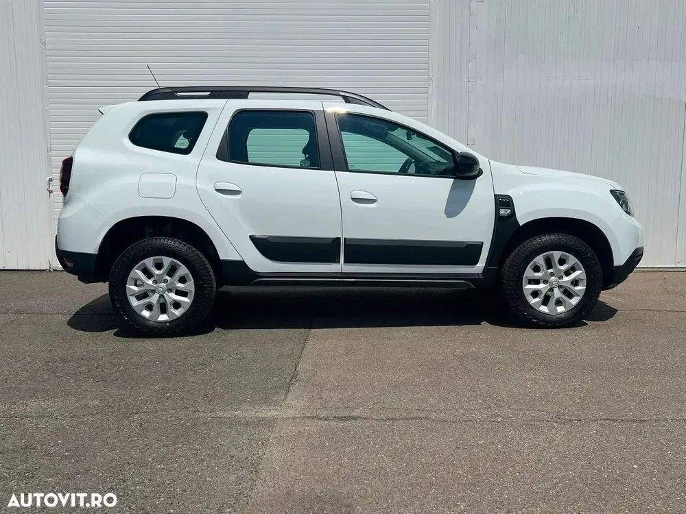 Dacia Duster Blue dCi 115 4WD Comfort — imagine 4